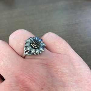 James Avery sunflower ring size 6.5